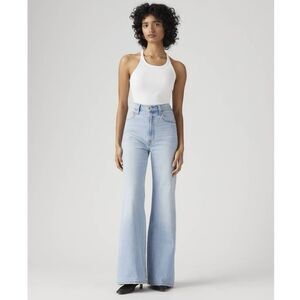 Levi’s Ribcage Bell Light Wash Jeans Size 25 High Rise Flare Wide Leg 25x32